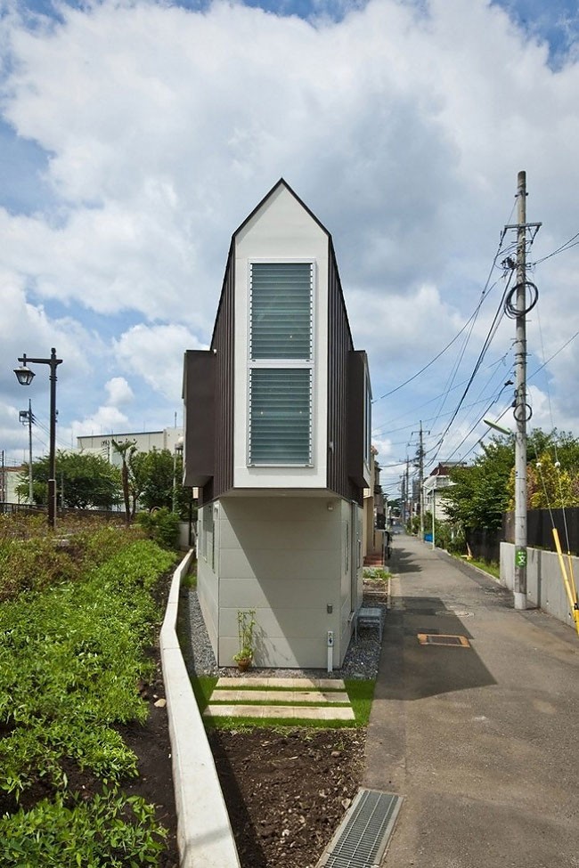 Миниатюрный дом в Японии (16 фото)