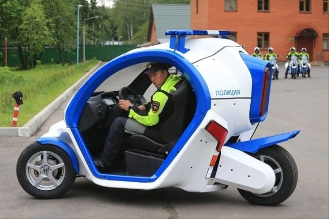 Московская полиция получила четыре электромобиля «Овум» (5 фото)