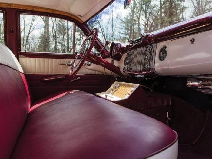 Buick Estate Wagon 1953 - деревянный универсал (10 фото)