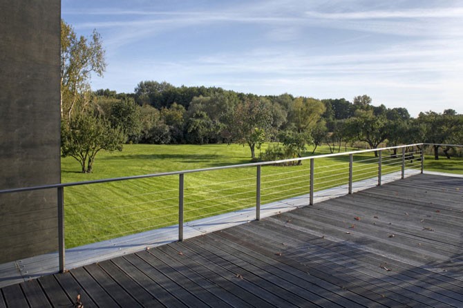 Очень надежный дом (16 фото)