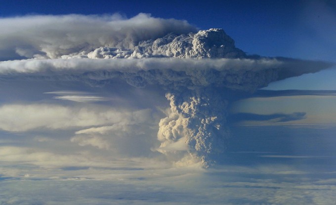 Извержение вулкана Пуйеуэ (15 фото)