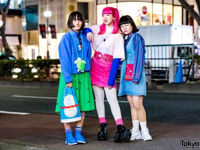 Модные персонажи на улицах Токио (23 фото)
