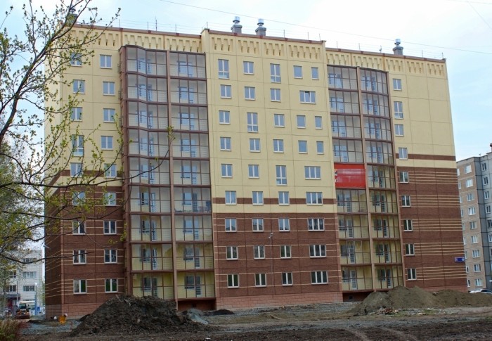 Суровая Челябинская многоэтажка (3 фото)