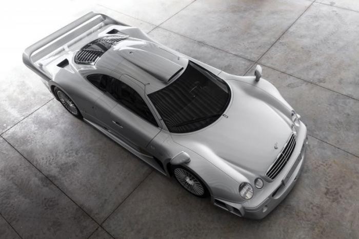 Mercedes-Benz AMG CLK GTR из 90-х дороже, чем новый Mercedes-AMG (30 фото)
