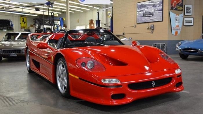 Первый прототип Ferrari F50 выставили на продажу (35 фото)