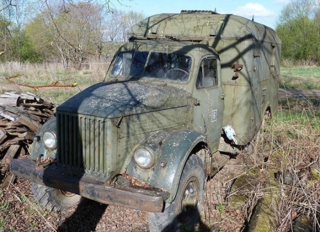 Восстановление грузовика ГАЗ-63 (11 фото)