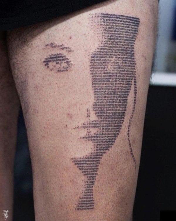 Необычные татуировки в стиле ASCII (18 фото)