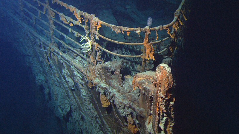 «Титаник» доживает на дне последние годы