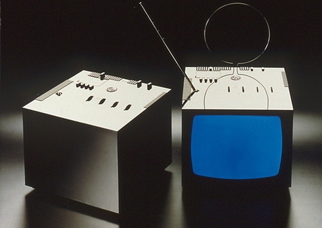 Инновационные приборы и бытовая техника 1960–1980-х годов (25 фото)