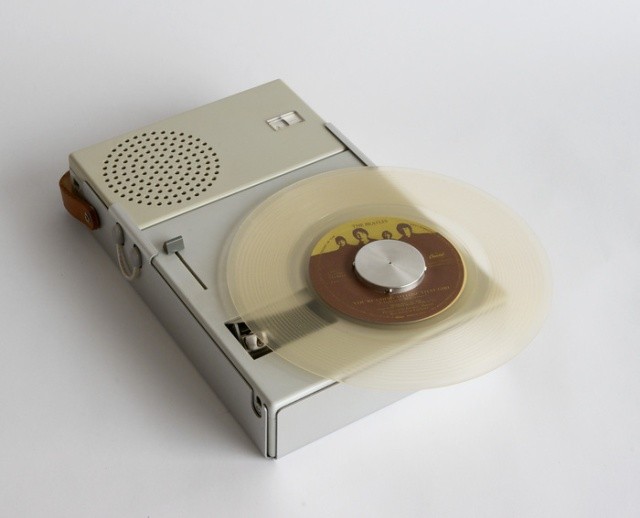 Инновационные приборы и бытовая техника 1960–1980-х годов (25 фото)