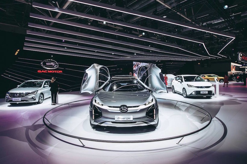 Главные автомобили 2018 года на Парижской выставке