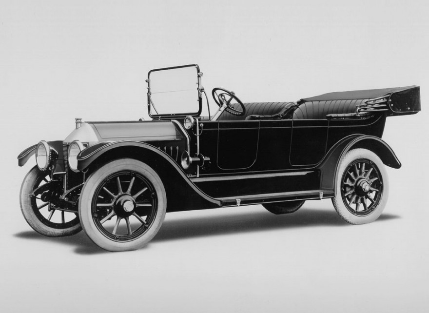 Самые первые автомобили в истории известных брендов
