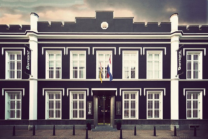 Нидерланды массово закрывают тюрьмы и превращают в отели